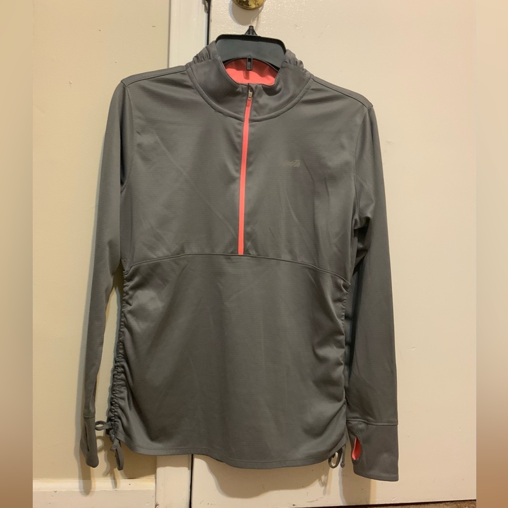 EUC Avía Side Ruche Running Sweatshirt Gray & Coral Women’s
